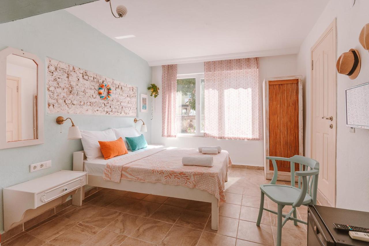 كاس Kuytu Terrace Bed And Breakfast الغرفة الصورة