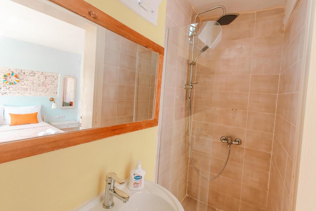 كاس Kuytu Terrace Bed And Breakfast المظهر الخارجي الصورة